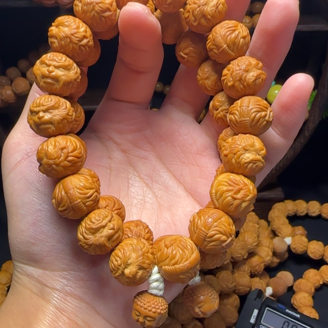 平***生吊坠猴头核桃猴头