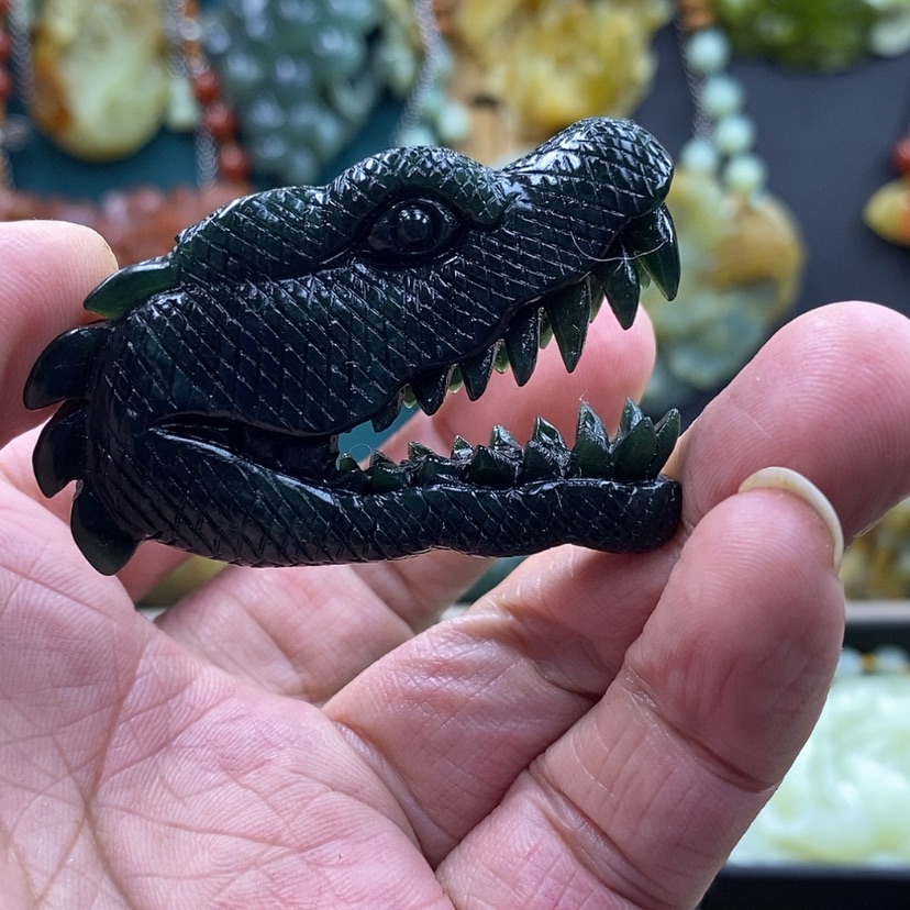 【闪购商品】未镶嵌岫玉吊坠