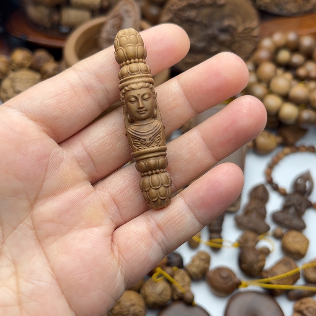 创***属木质类精工细作品