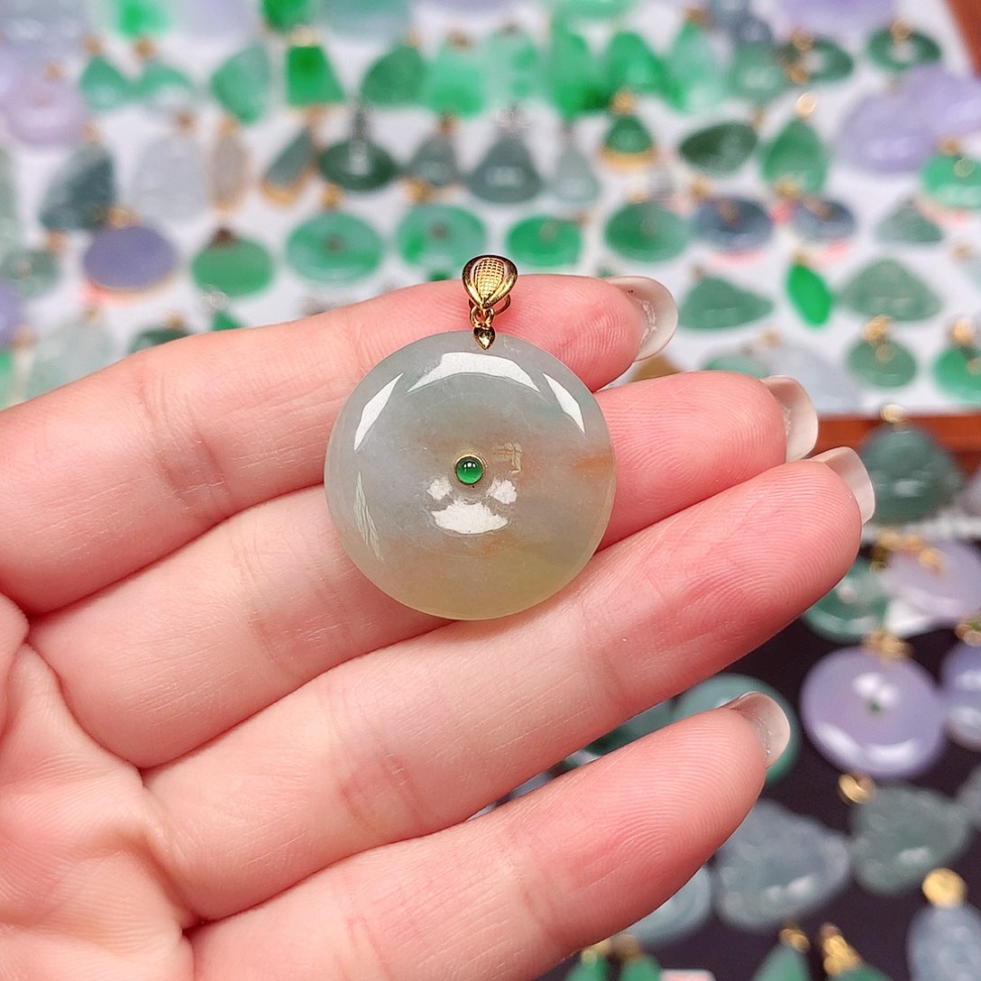 翡翠颈饰18K金镶嵌天然翡翠A货