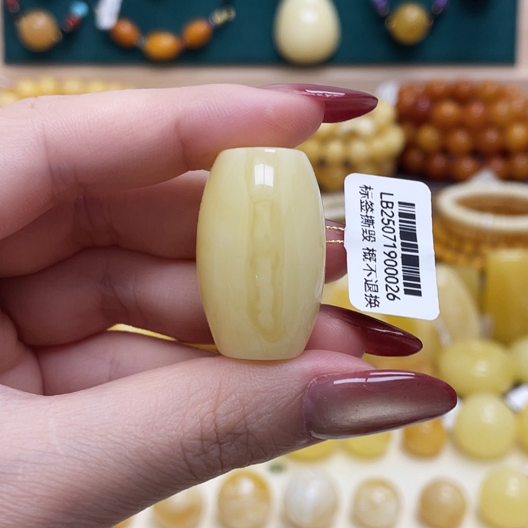 蜜蜡未镶嵌珠宝奇石19.7*31.5mm桶珠沁色