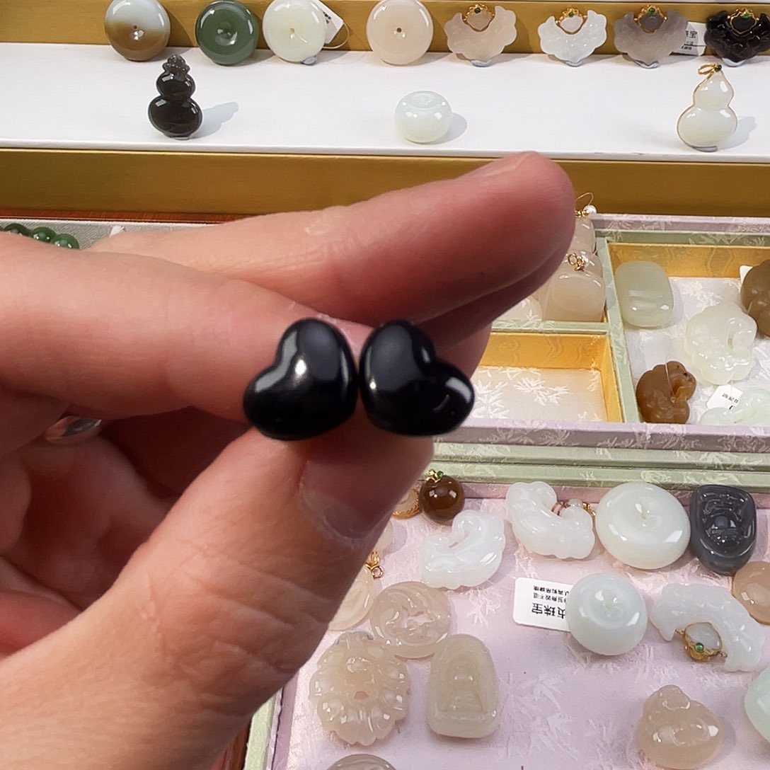 和田玉颈饰未镶嵌紫*香