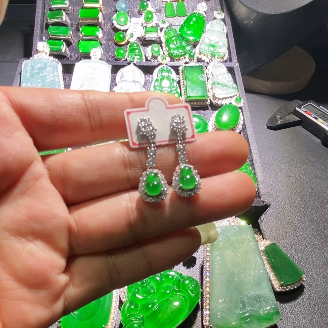 翡翠未镶嵌耳饰A货翡翠8