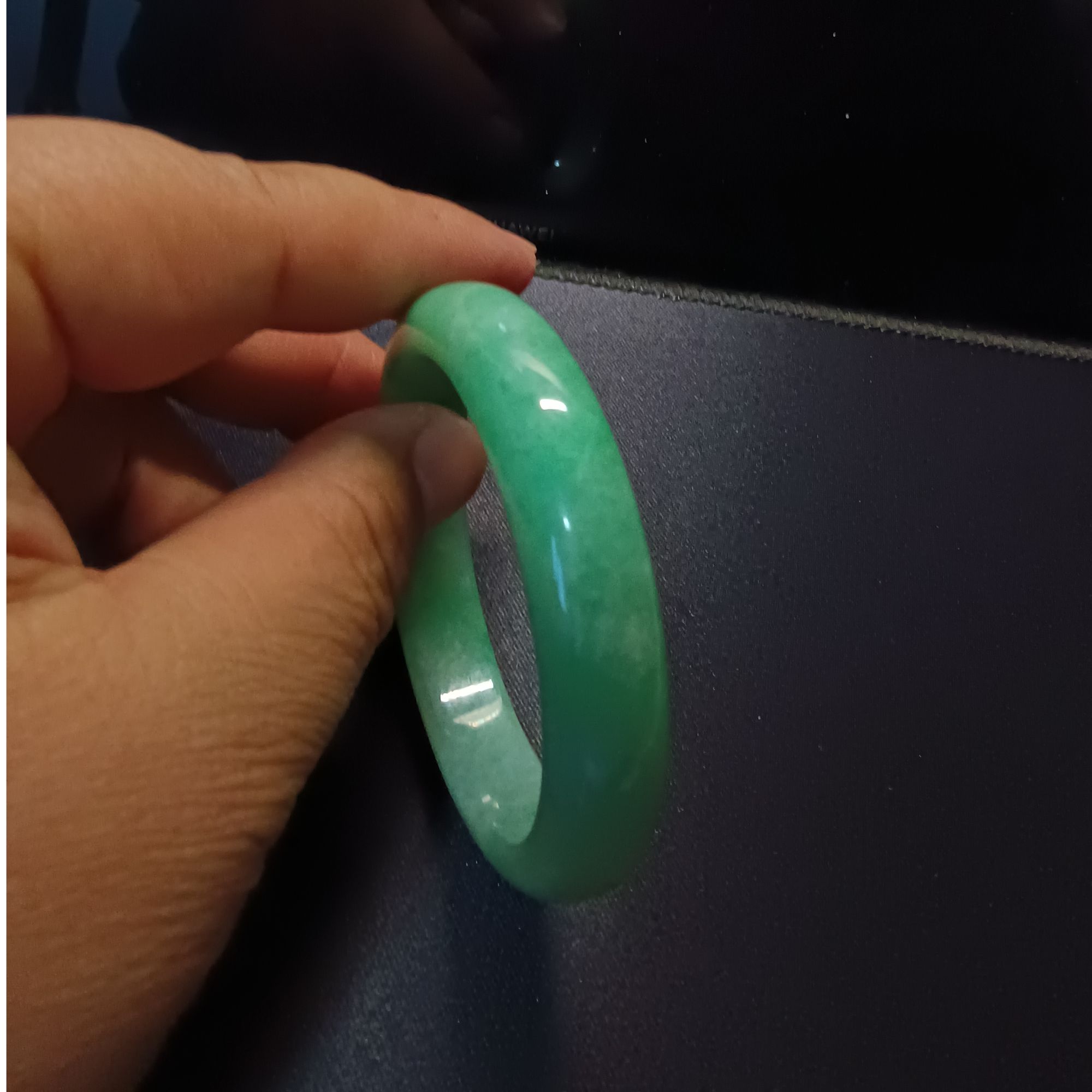 翡翠手镯天然A货手镯女款帝王绿满绿精美飘绿