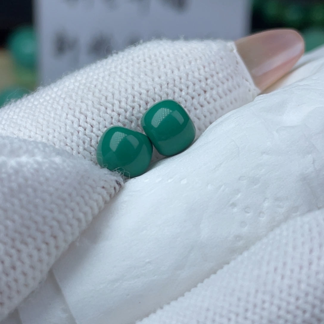 南红玛瑙未镶嵌珠宝半成品7mm玉华老型一对