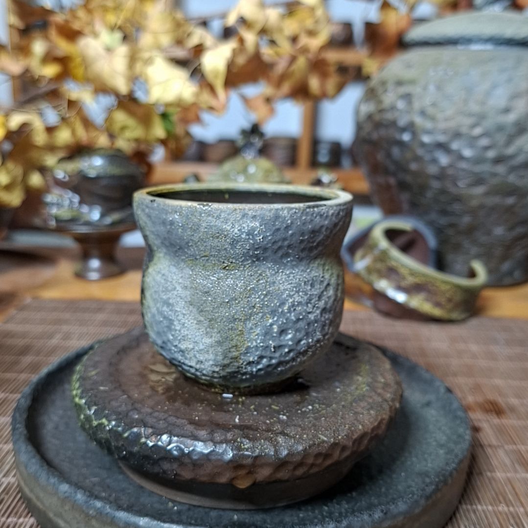 坭兴陶纯柴烧锤纹130C，微瑕