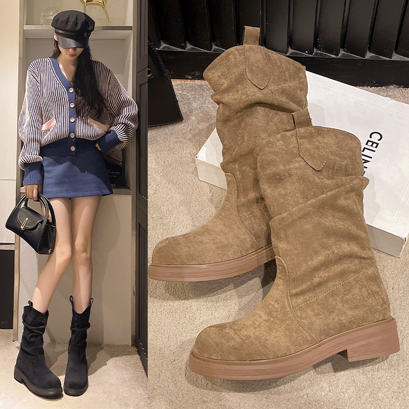 短靴女2025冬加绒新款超火堆堆靴圆头套筒爆款中筒靴子平底6051