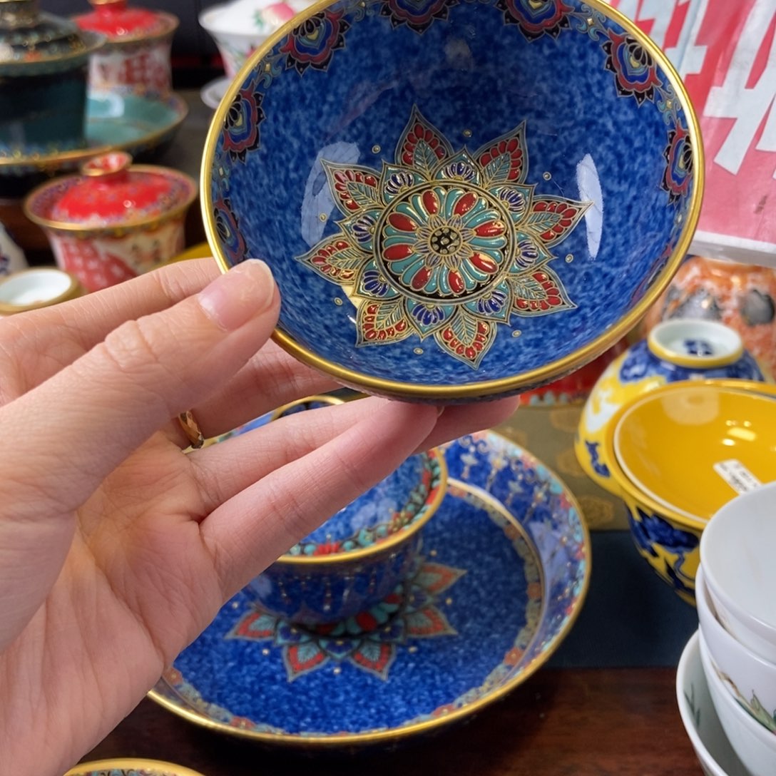 陶瓷艺术艺术中心的设计师设计风格设计