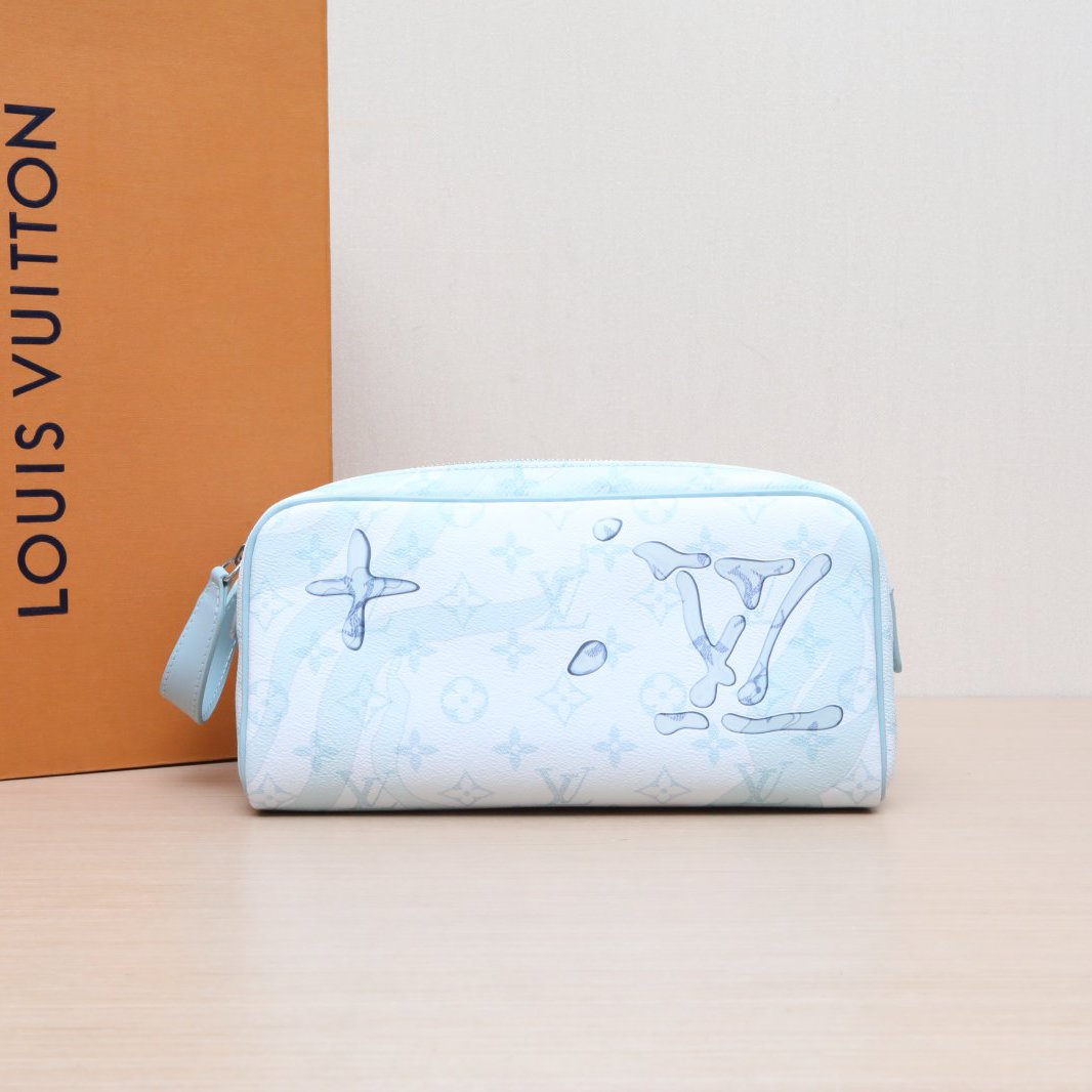 99新 LouisVuitton/路易威登 小花姑姑741952 蓝色 Dopp 洗漱包