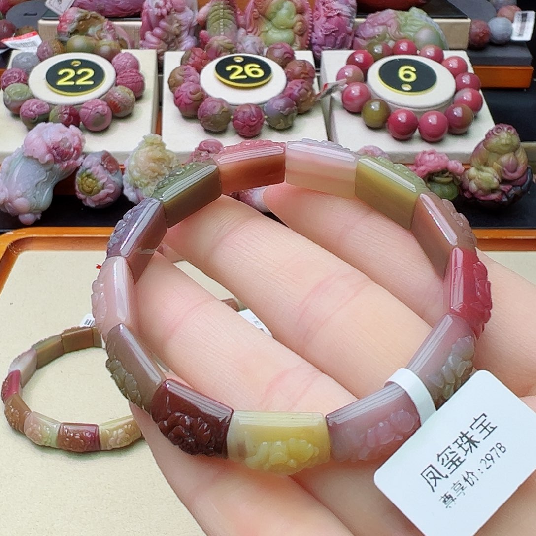 定制石英质玉盐源玛瑙定制未镶嵌