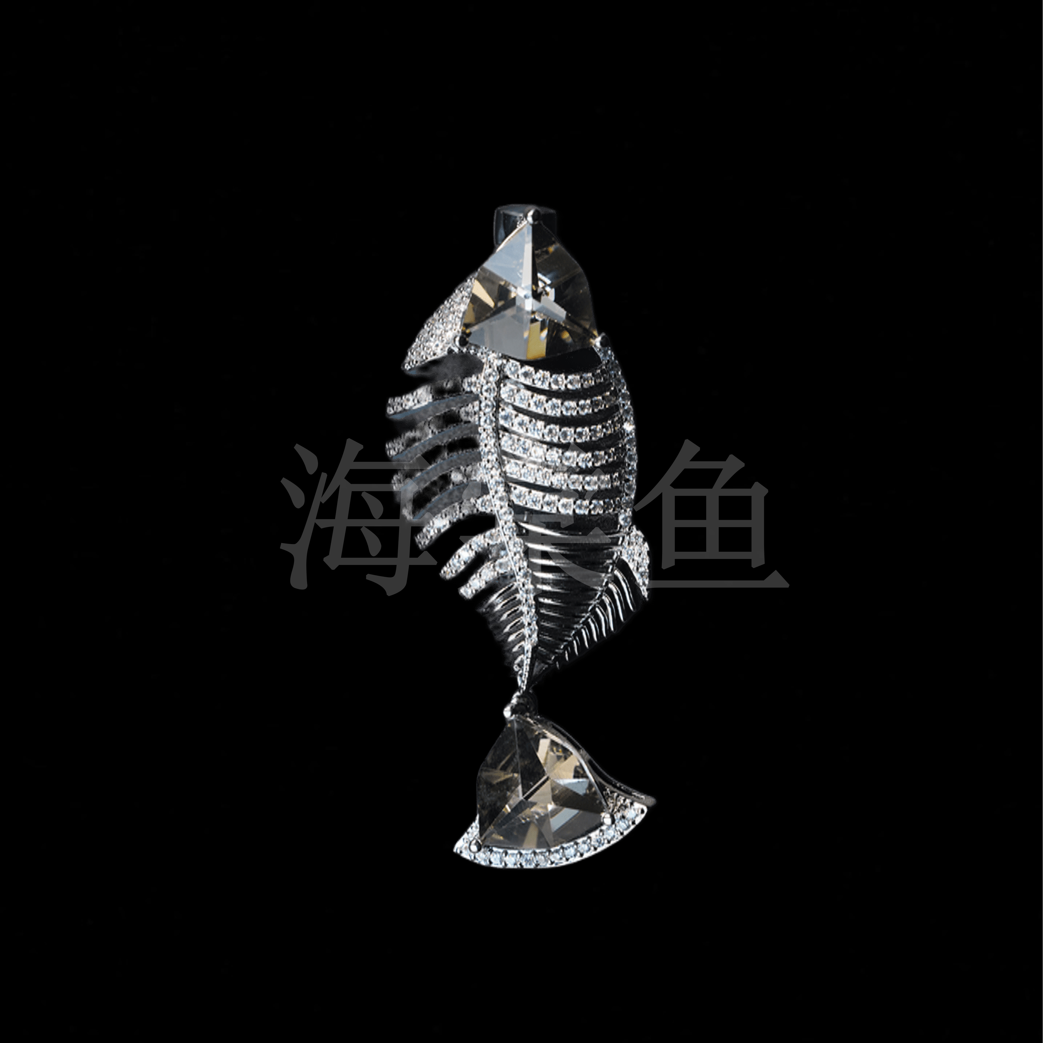 铜合金仿水晶胸针 时尚个性西装百搭黑色金鱼胸针6407