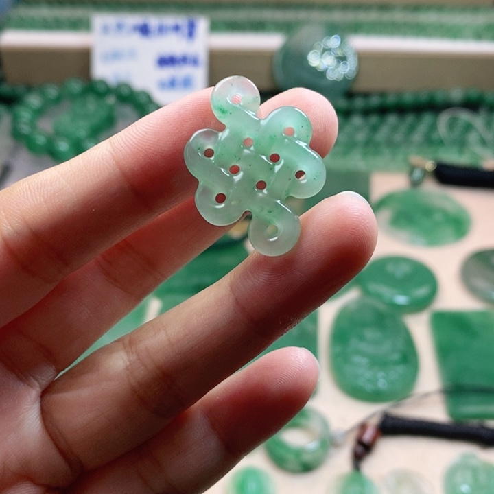 未镶嵌石英质玉珠宝奇石非洲翠