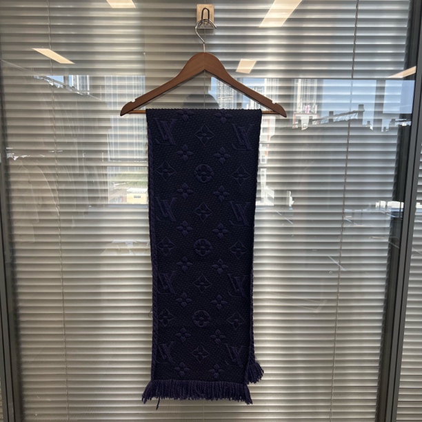 99新 LouisVuitton/路易威登 路易威登老花羊毛流苏围巾 99新#zz