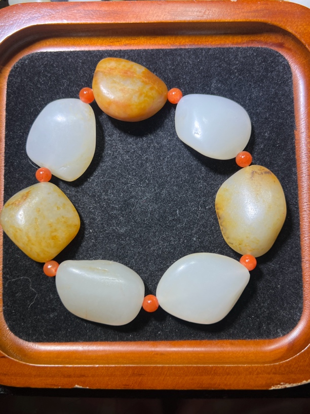 新疆和田玉籽手串104.5克