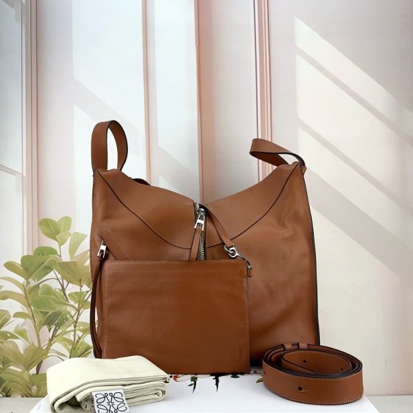 95新/罗意威/市场价23500/包包/250207XZ0016