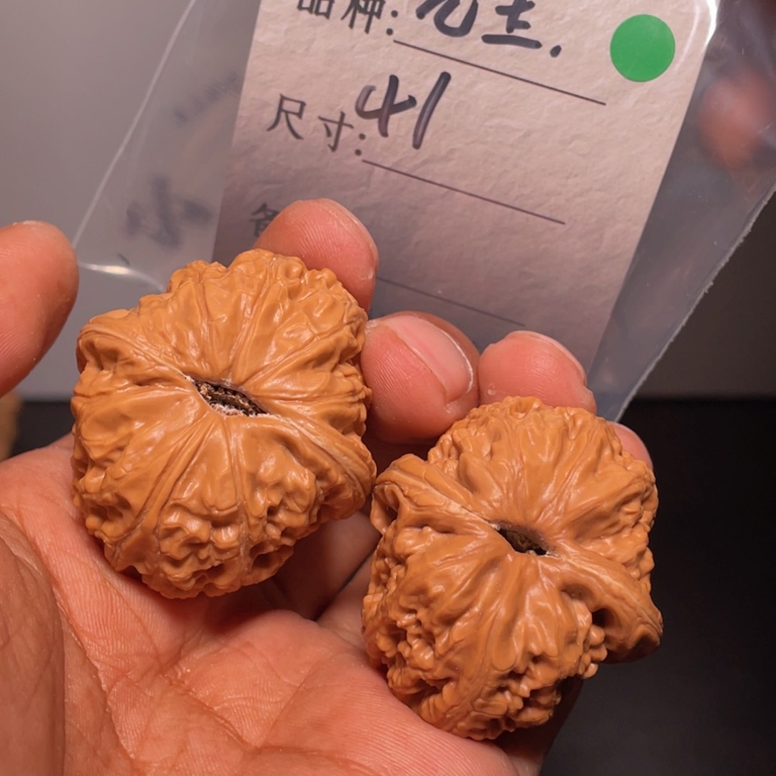 文玩核桃吊坠文玩核桃