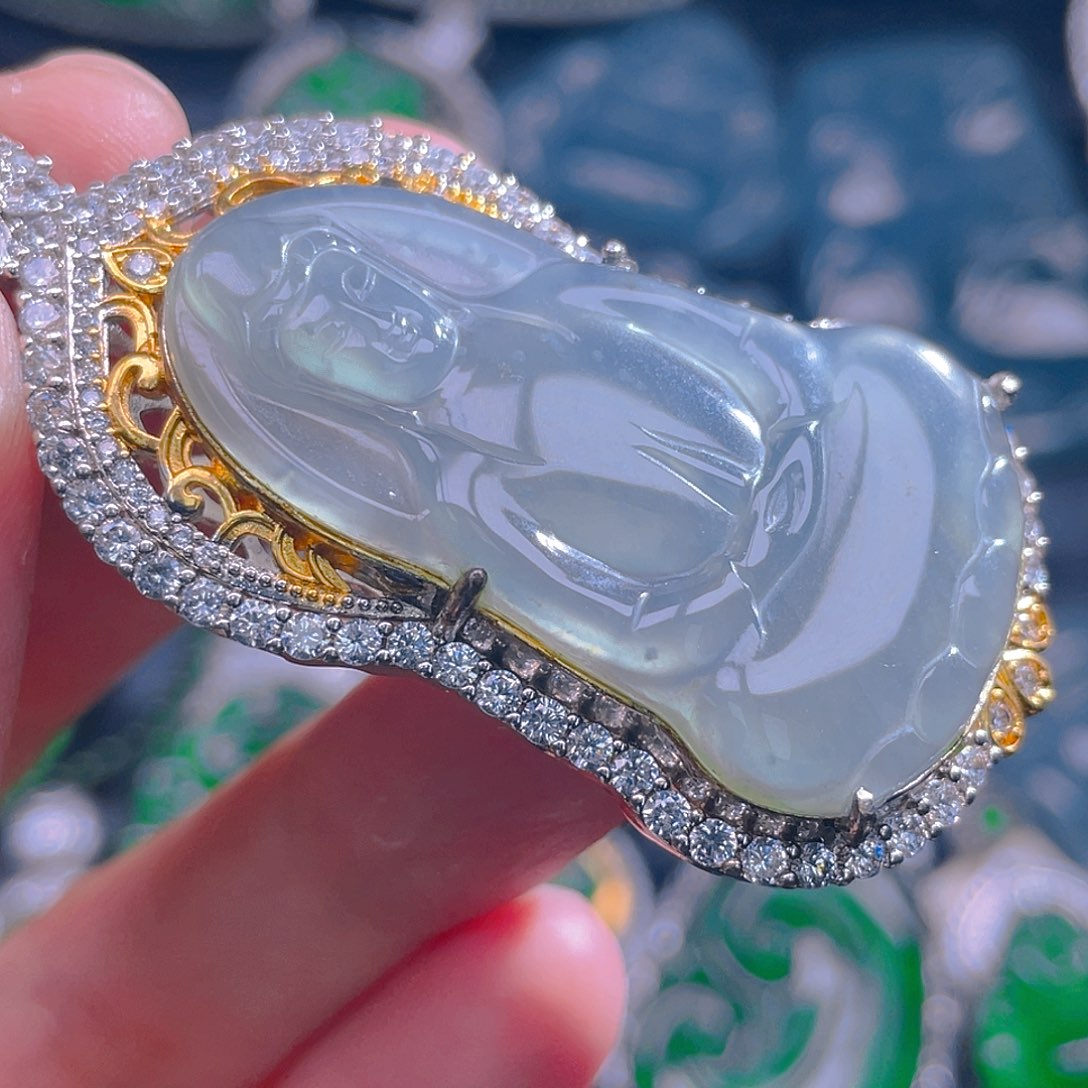 颈饰未镶嵌翡翠翡翠