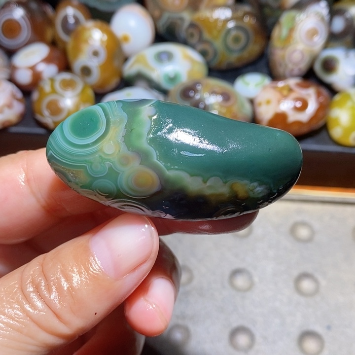 未镶嵌玛瑙/玉髓珠宝半成品167