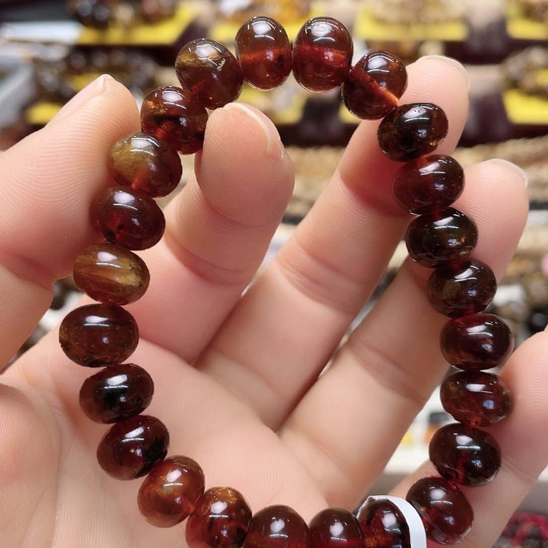 琥珀裸石未镶嵌十