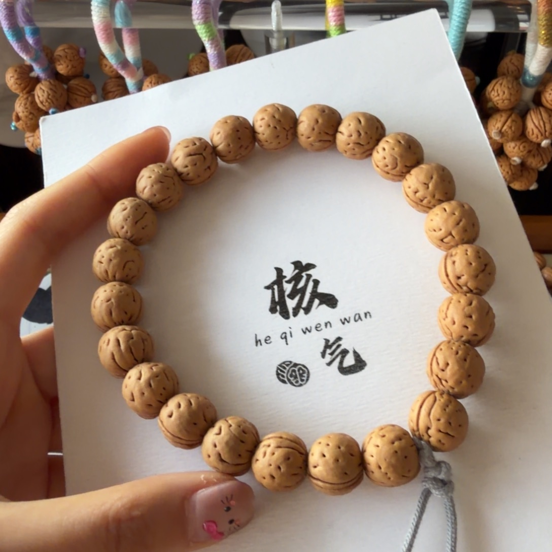 *****野生光头肌肉桃核