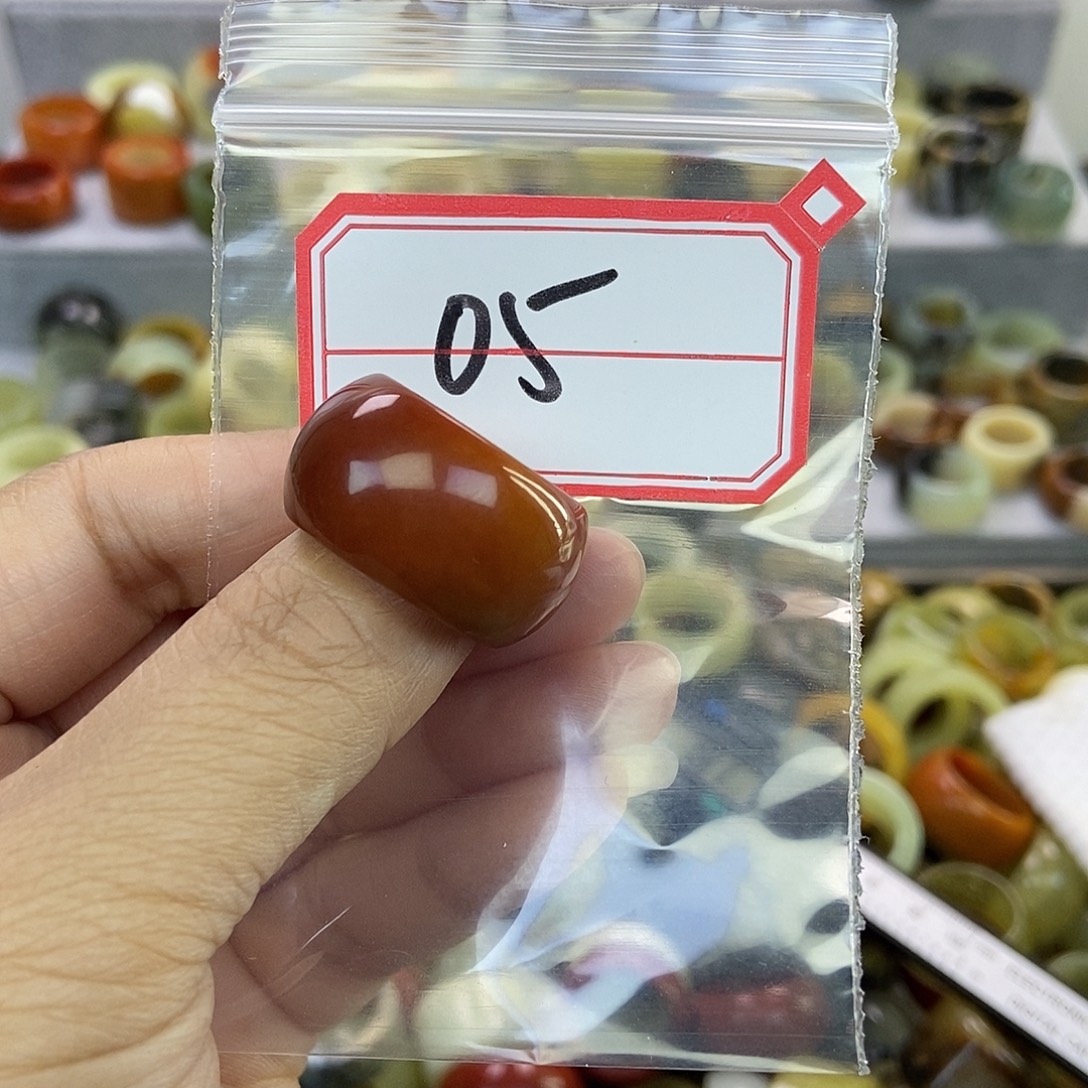 富***猫蛇纹石玉未镶嵌戒指