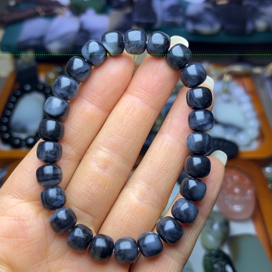 和田玉未镶嵌手串