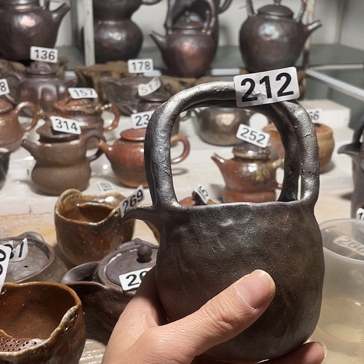 纯手工捏制柴烧茶具