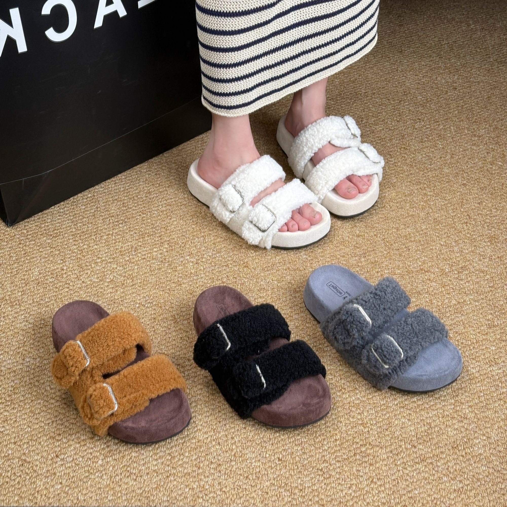 Tagabe2025新款颗粒毛毛拖鞋女外穿厚底一字拖女休闲百搭毛毛拖鞋