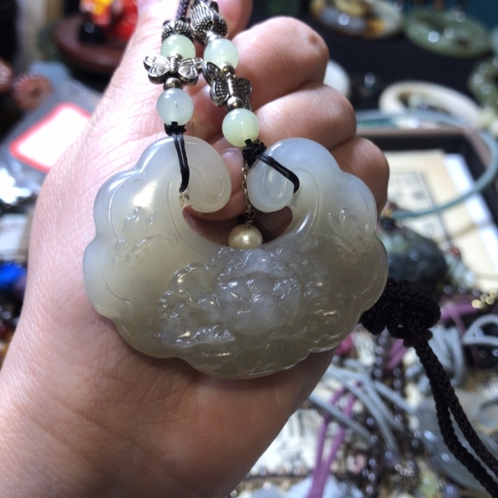 岫玉未镶嵌岫玉挂件