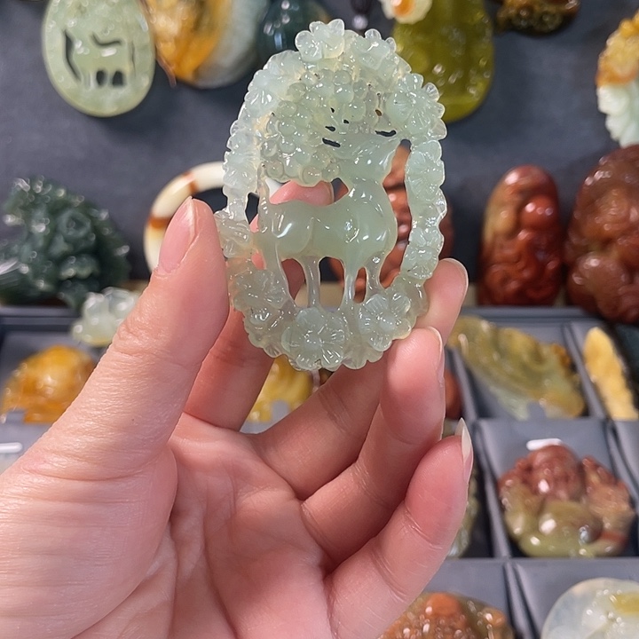 蛇纹石玉未镶嵌挂件