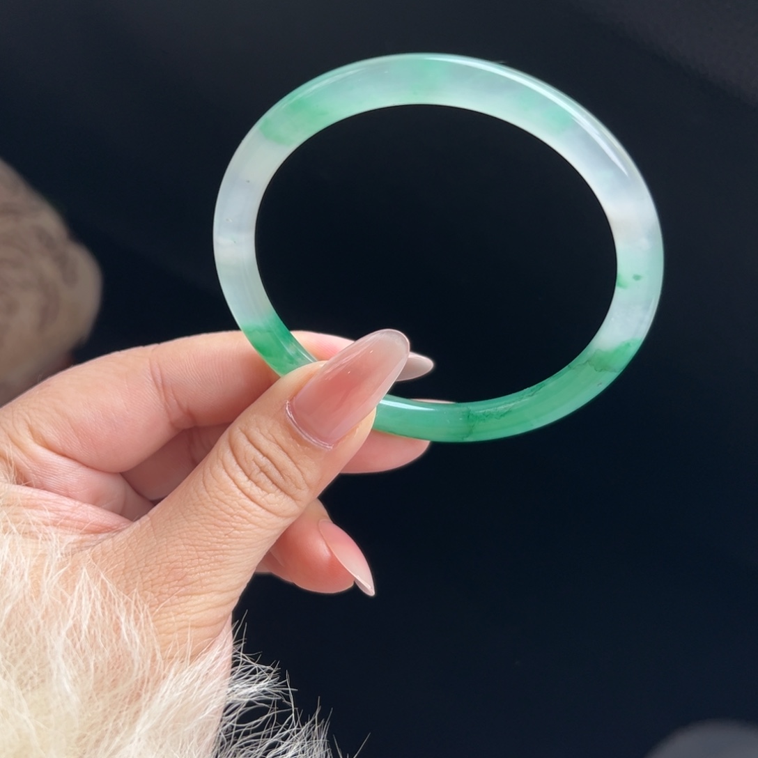 石英质玉未镶嵌手镯59.8