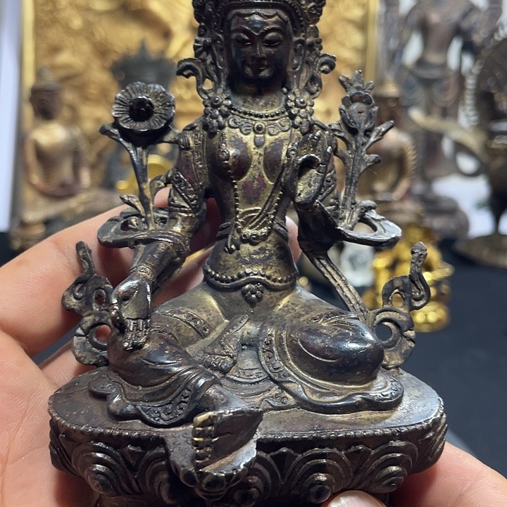绿度母。            150