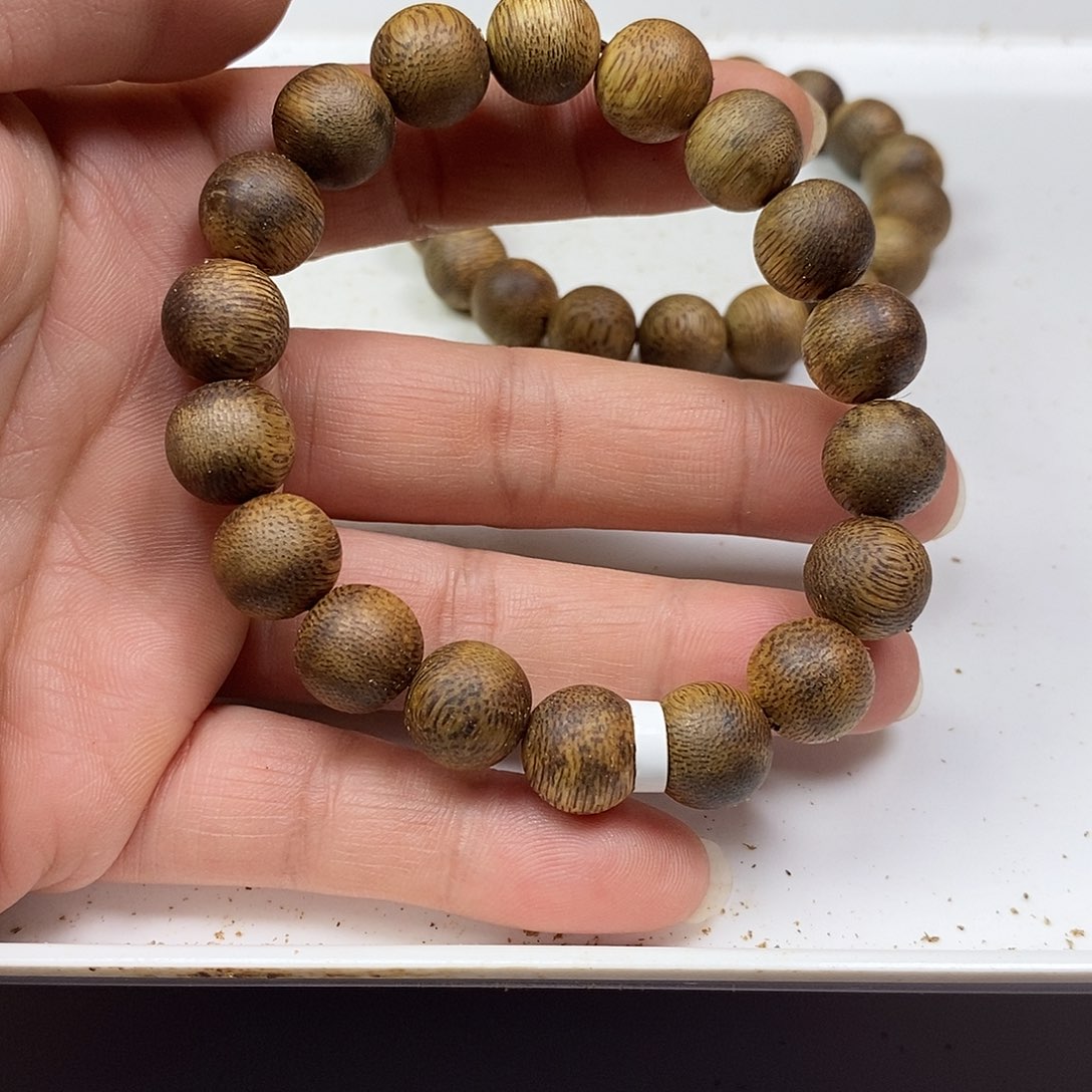 沉香手串绿棋楠规格1.2-9