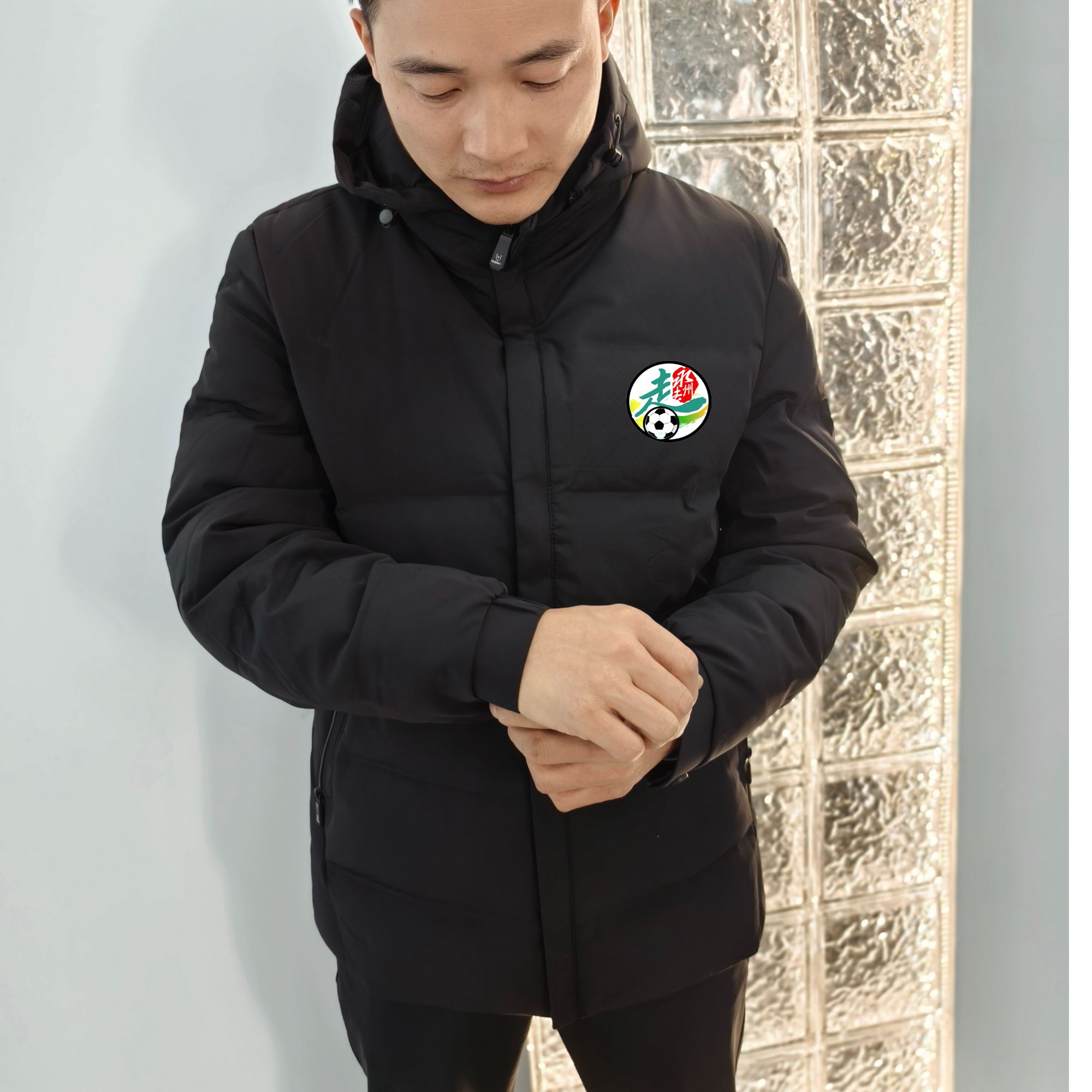 羽绒服新款连帽男款保暖加厚90白鸭绒短款冬时尚简约百搭外套