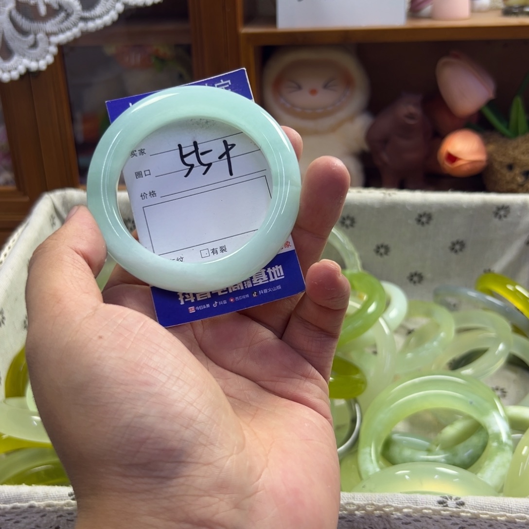 未镶嵌蛇纹石玉手镯611