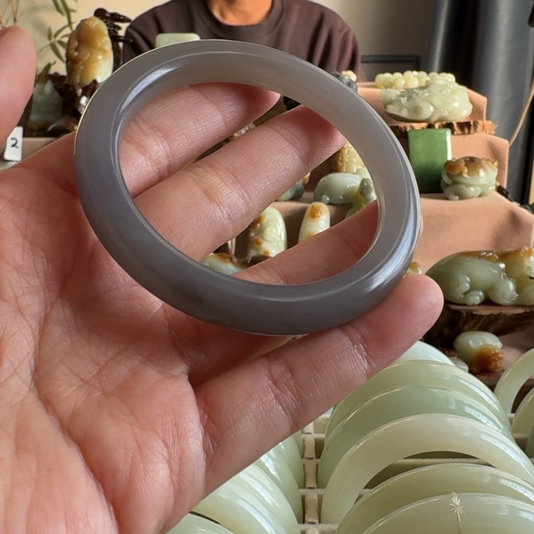 和田玉（糖玉）未镶嵌挂件