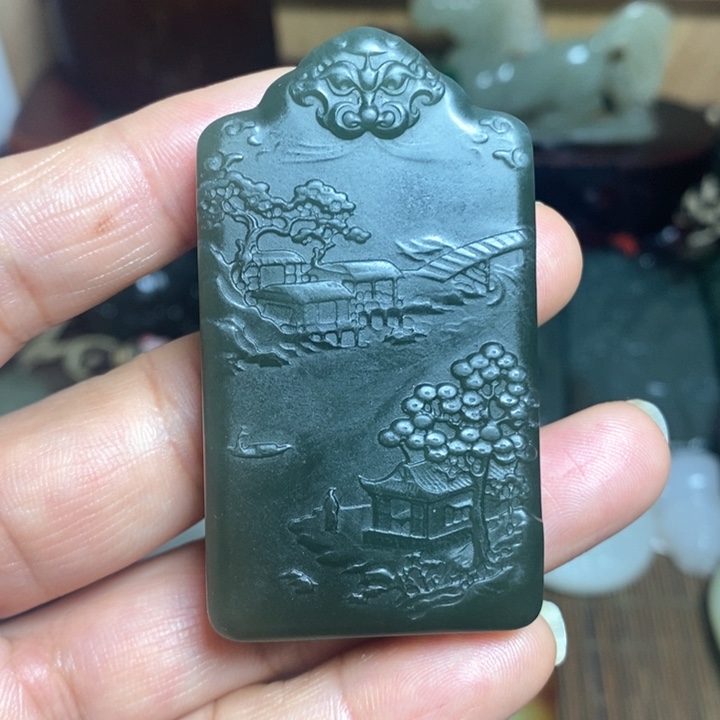 和田玉颈饰未镶嵌