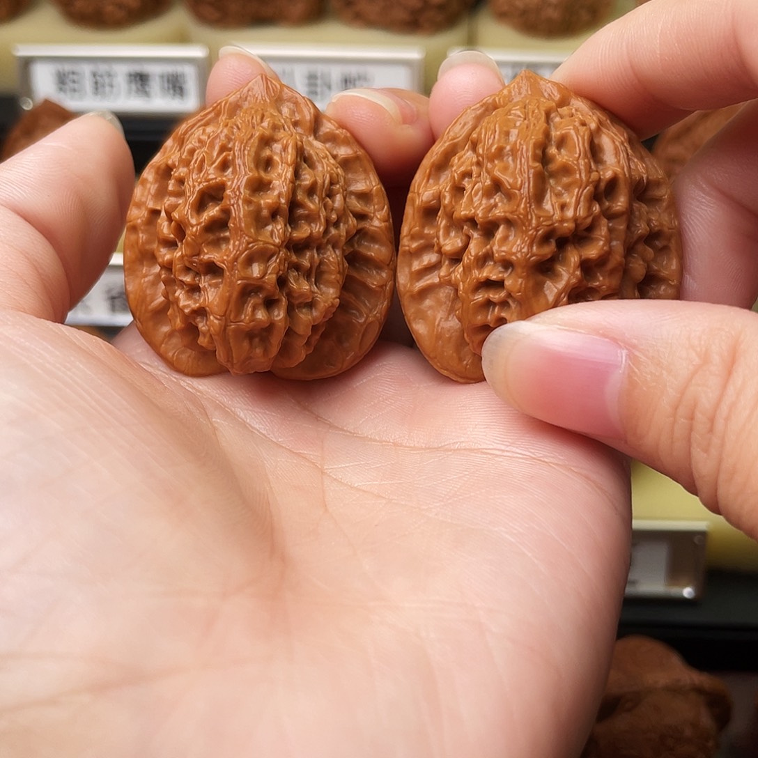 吊坠文玩核桃观音肚37尺918