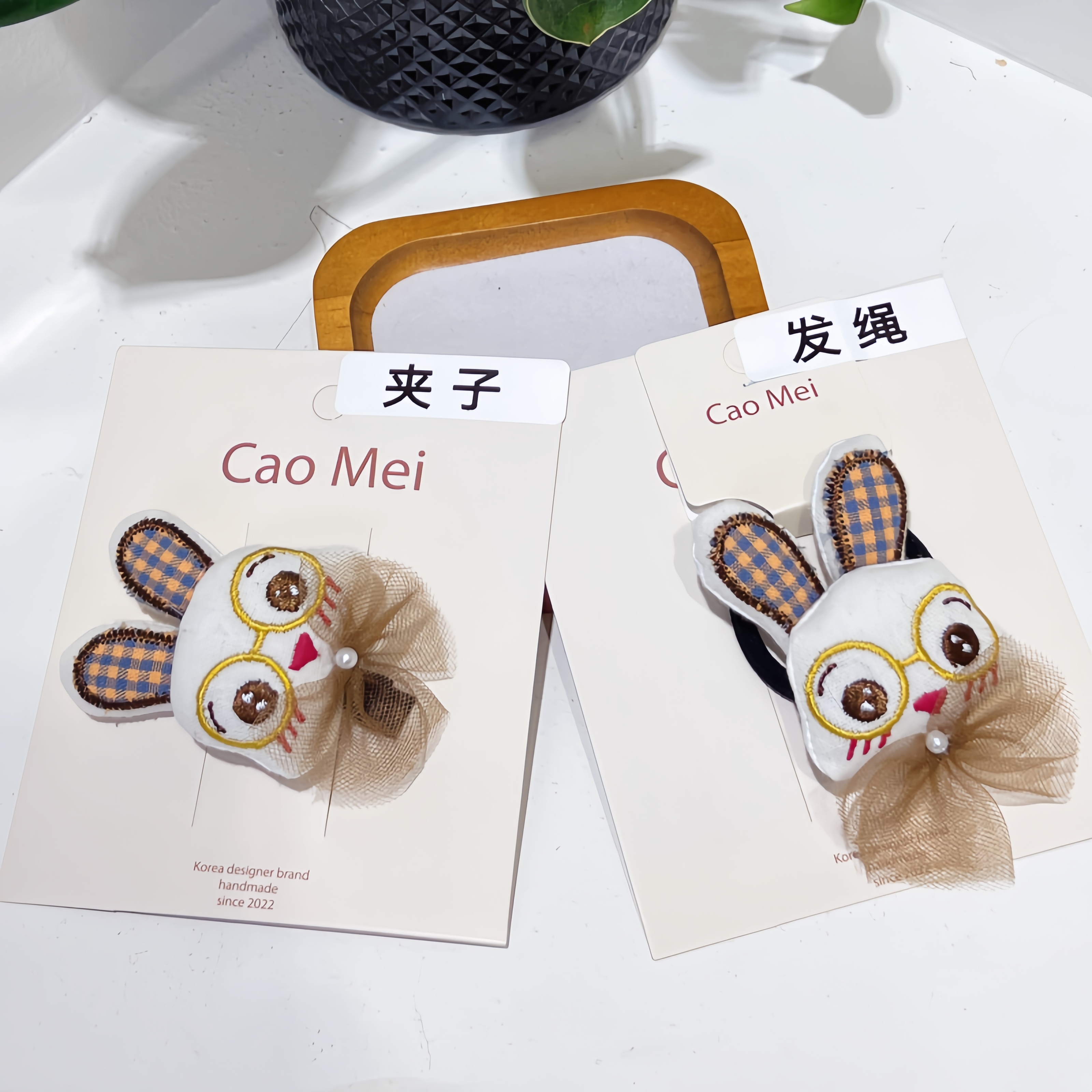 2025卡通秋季新品玩偶重工眼睛兔卡通高弹力头绳夹子儿童发饰