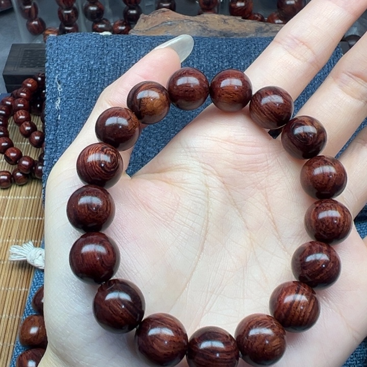 木海南红降花梨公1.2圆珠（瑕)