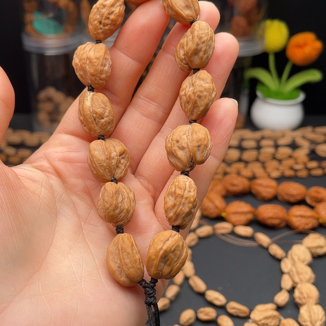 暮***眼文玩核桃吊坠001白狮子