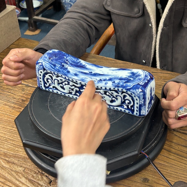 陶瓷 摆件 山水脉枕