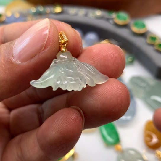 翡翠颈饰银S925镀金镶嵌翡翠