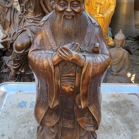 游***客黄铜铜器理性消费