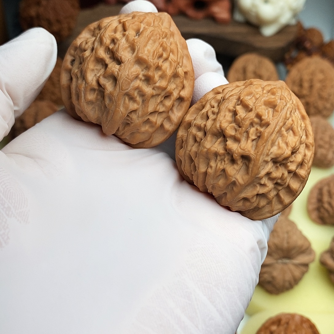 吊坠文玩核桃40➕金牛