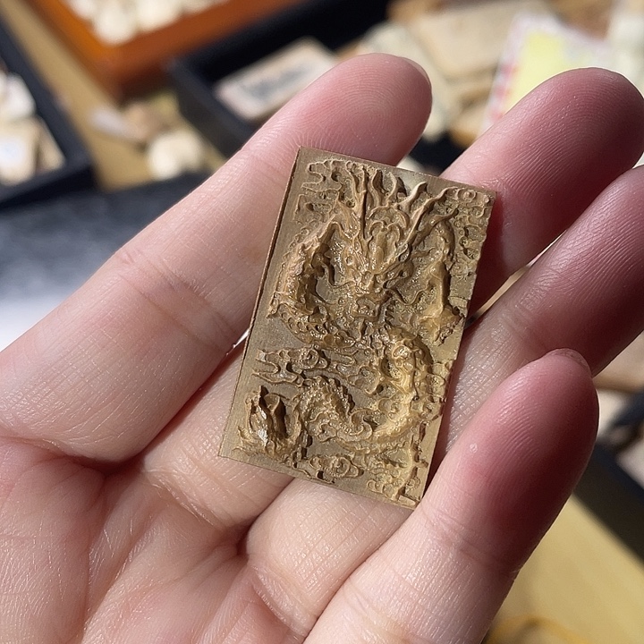 泥塑不打孔联系客服