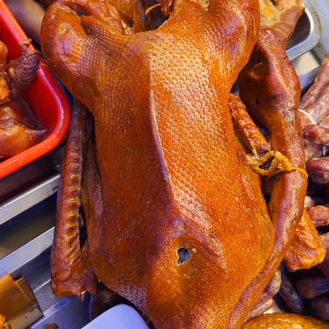 3.5斤保底熏酱大白鹅特价88包邮