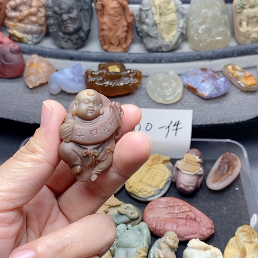 【闪购商品】定制石英质玉吊坠未镶嵌