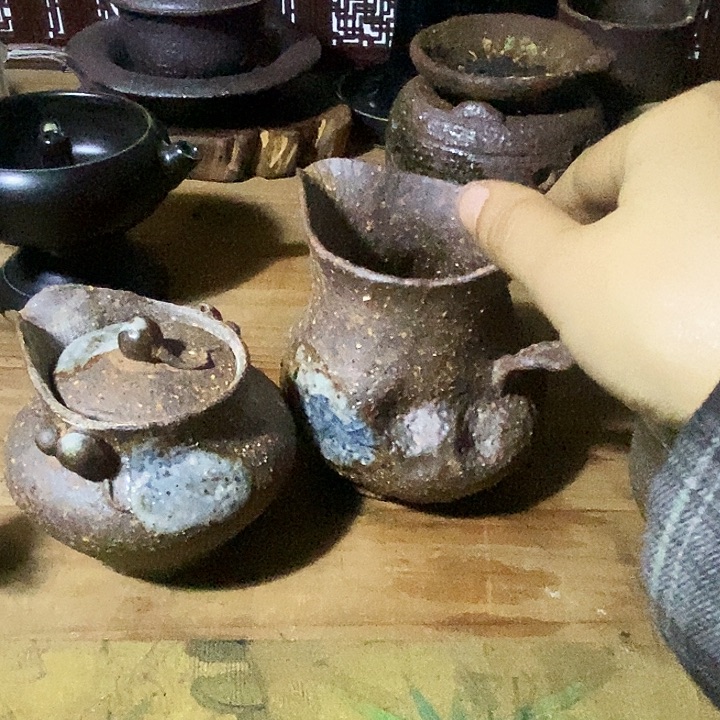 臻*景德镇陶瓷艺术叶里手捏