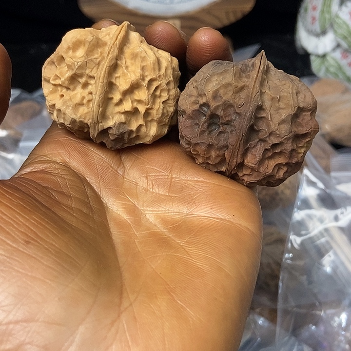把件文玩核桃云南铁核桃基地41